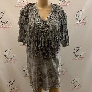 Unbranded. Sz L. Embellished Pullover Top. Lace & Fringe. Short Sleeve. B73